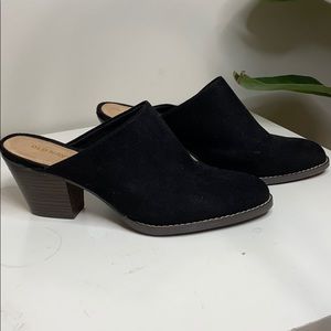 Black block heel mules